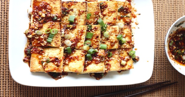 Hwagaejangtuh Seasoned Tofu